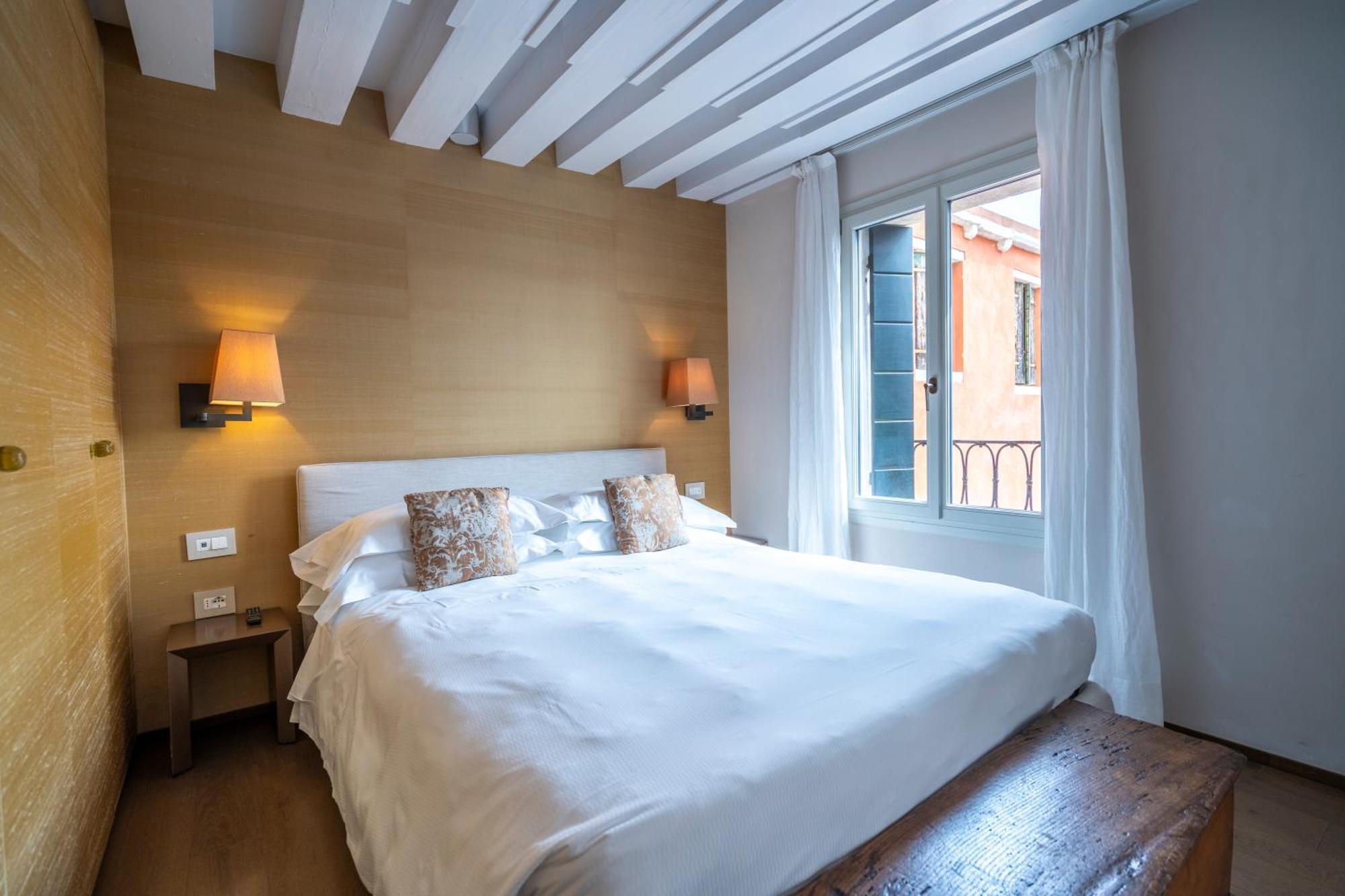 Palazzo Morosini Degli Spezieri - Lifestyle Apartments Venecia Exterior foto