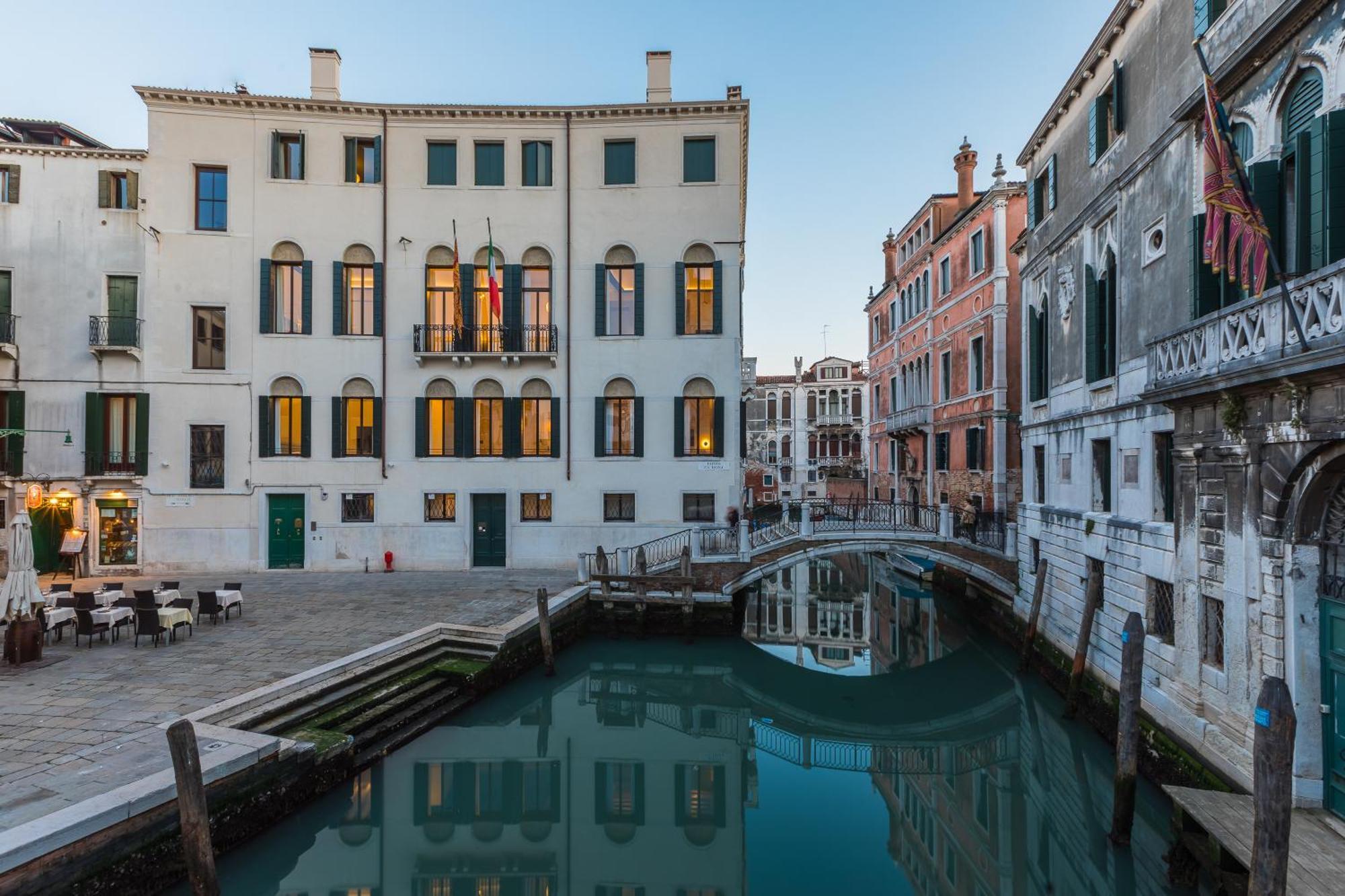 Palazzo Morosini Degli Spezieri - Lifestyle Apartments Venecia Exterior foto