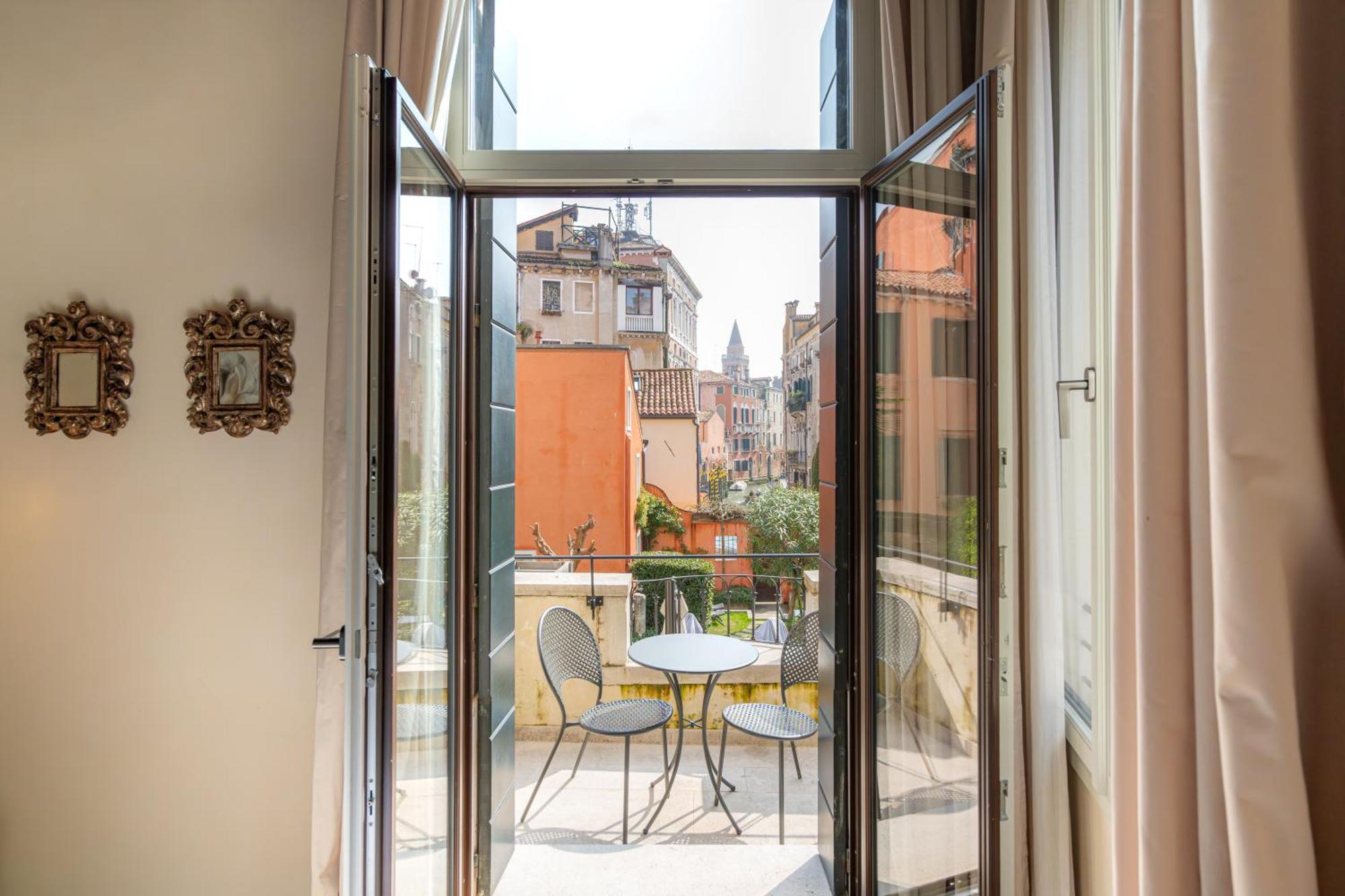 Palazzo Morosini Degli Spezieri - Lifestyle Apartments Venecia Exterior foto